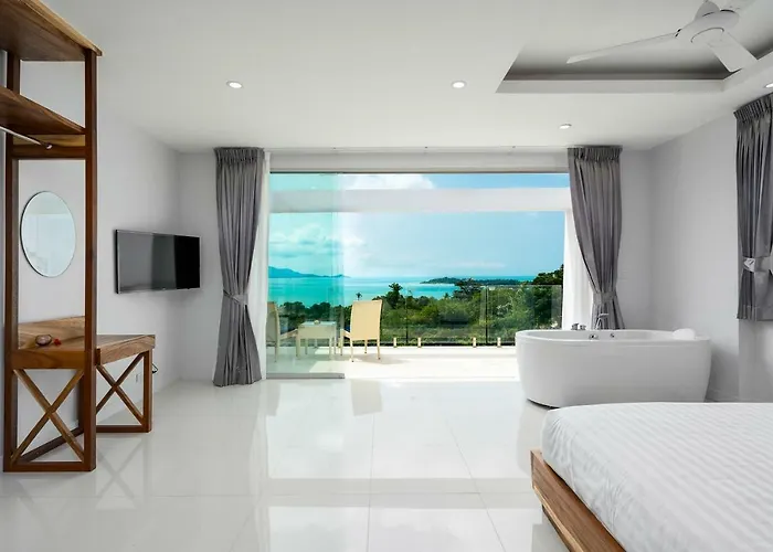 Sunset Lagoon | Villa Rihanna 2